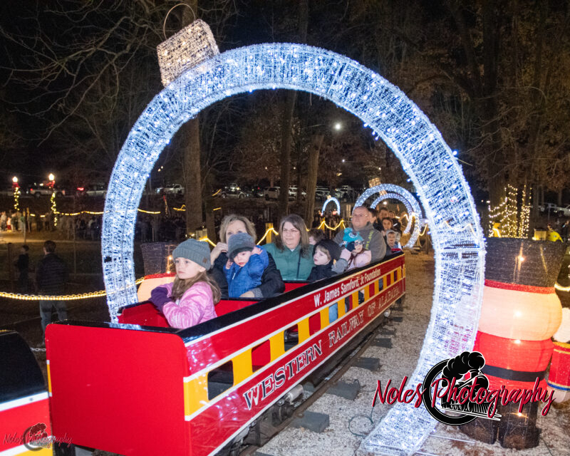 2023-Reindeer-Express_RN_09B