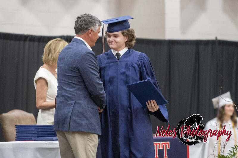 2024-Lee-ScottCommencement-RN-14819