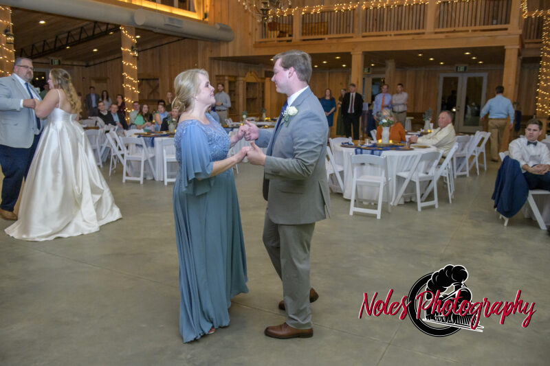 Boone-Odom-Wedding-Reception_NP19564