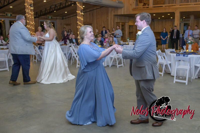 Boone-Odom-Wedding-Reception_NP19566