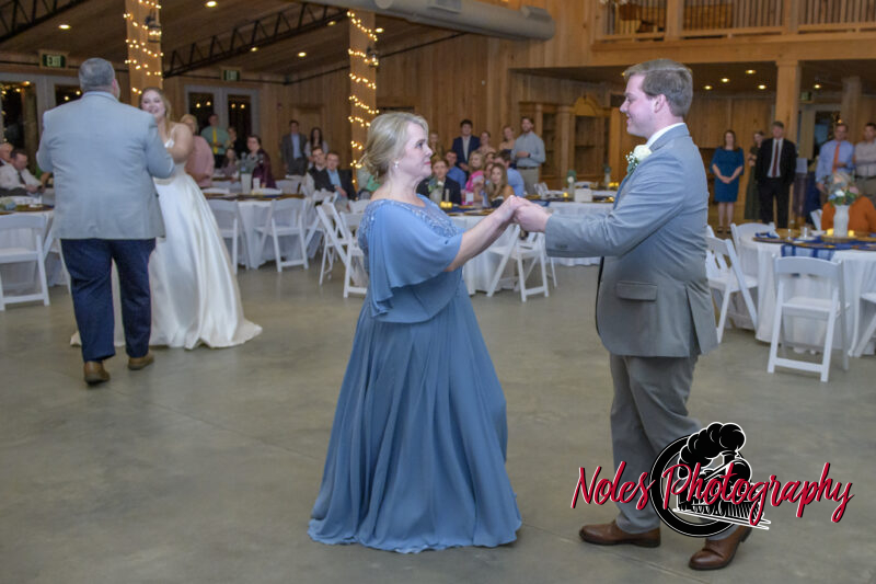 Boone-Odom-Wedding-Reception_NP19567