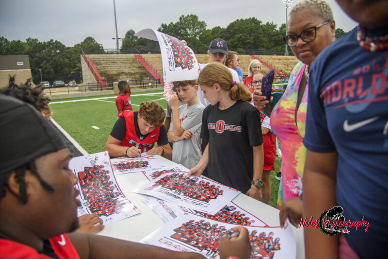 Meet-The-Bulldogs-18202