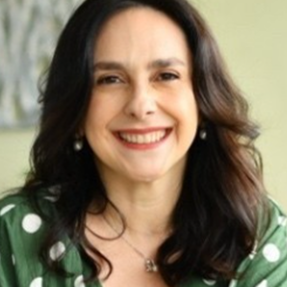 Luciana Camargo picture