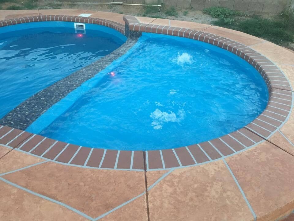 Probuilt Pool & Patio Round Tanning Ledge