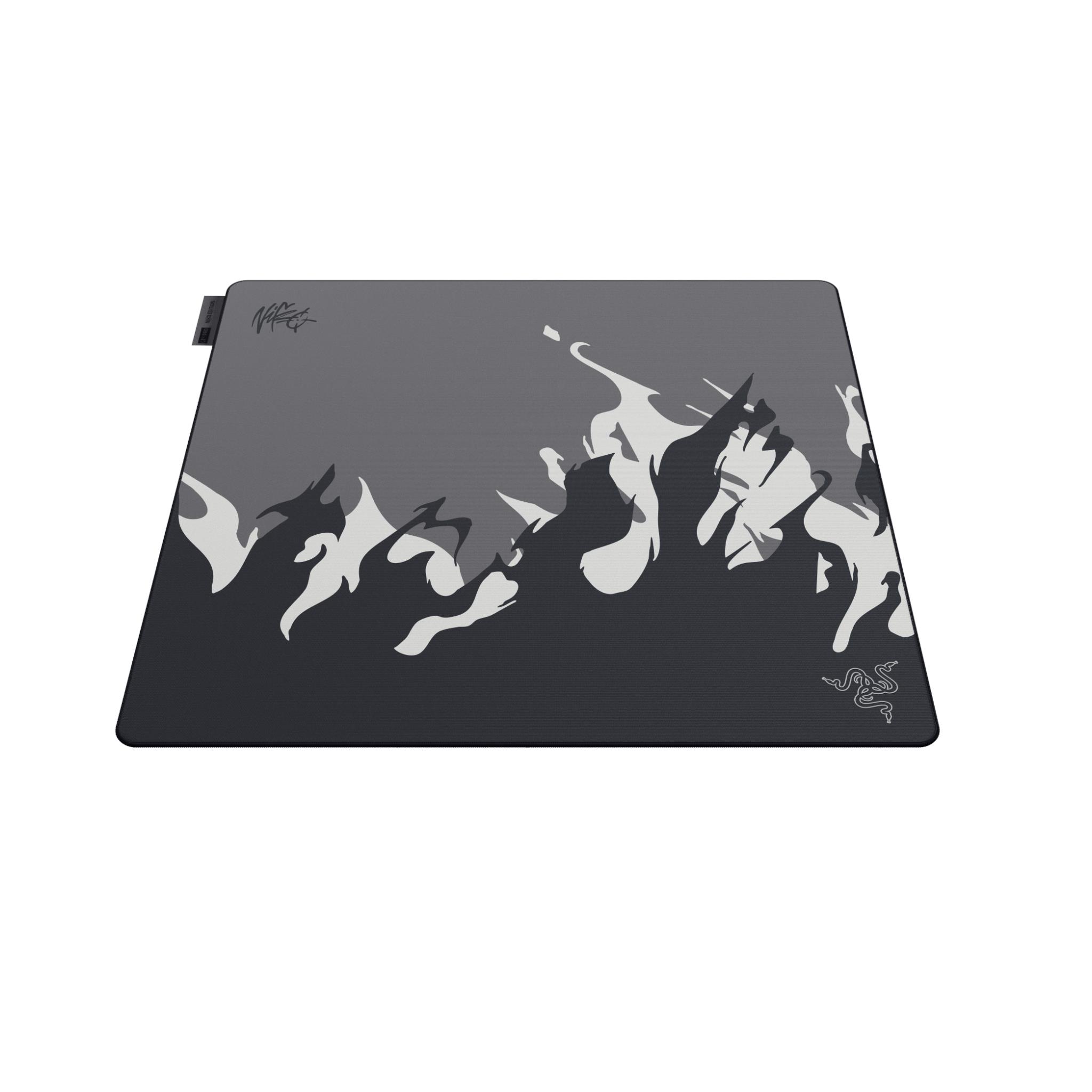 Razer Gigantus V2 Pro Soft Gaming Mouse Mat Large - Niko Edition