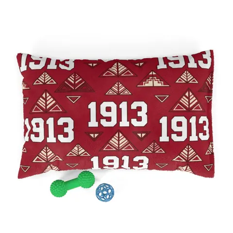 Delta 1913 Crimson Stamp Pet Bed — front view
