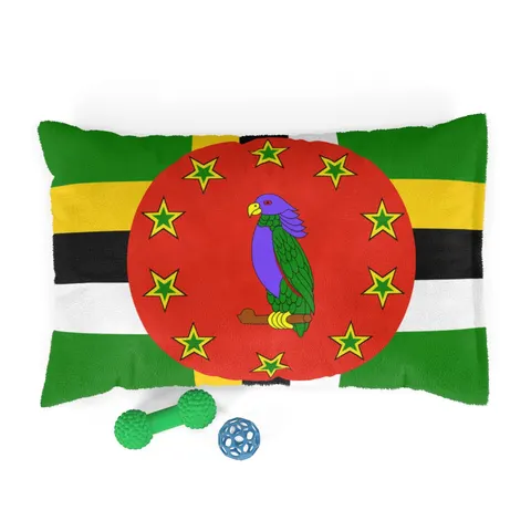 Dominica Green Cross & Circle Pet Bed — front view
