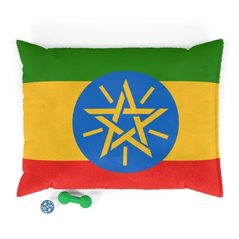 Ethiopia Green Yellow Red Pet Bed — front view