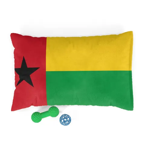 Guinea-Bissau Red Yellow Green Star Pet Bed — front view