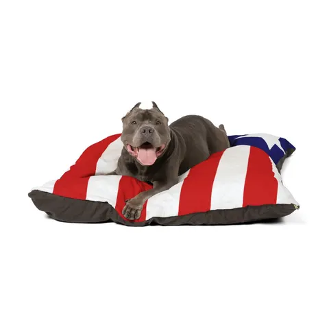 Liberia Stripes & Single Star Pet Bed — other view