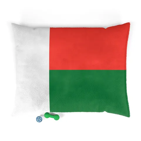Madagascar White Red Green Pet Bed — front view