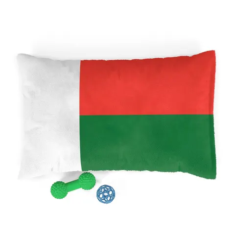 Madagascar White Red Green Pet Bed — front view