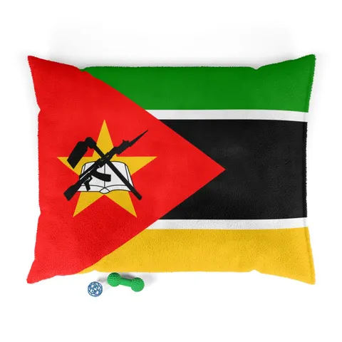 Mozambique Green Black Yellow Pet Bed — front view