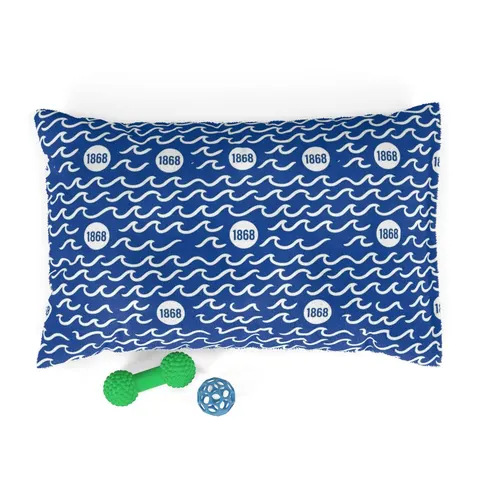 Hampton 1868 Blue & White Wave Pet Bed — front view