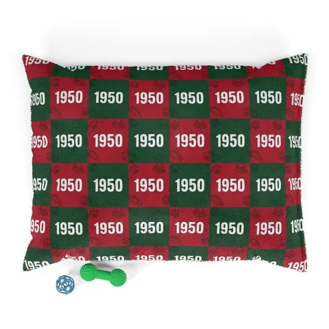 Mississippi Valley State 1950 Green & Red Pet Bed — front view
