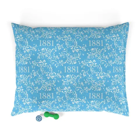Spelman 1881 Sky Blue Elegance Pet Bed — front view