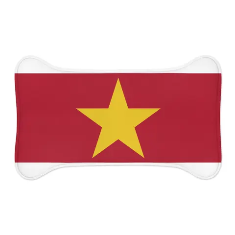 Suriname Red Green White Star Pet Feeding Mats — other view