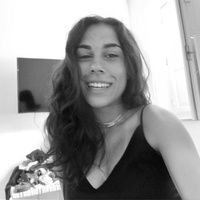 Imagem de perfil: Lívia Senna Imagem de perfil: Lívia Senna