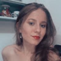 Imagem de perfil: Julia Esmeraldo Imagem de perfil: Julia Esmeraldo