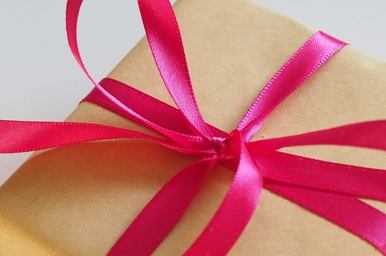 Tips to Buy Legacy-Worthy Gifts Without Breaking the Bank