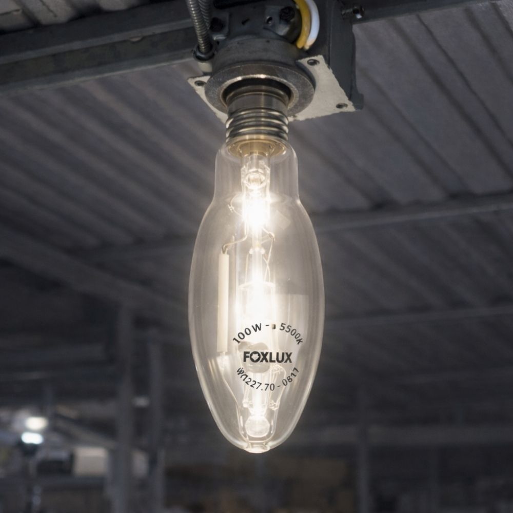 Lâmpada Vapor Metálico Foxlux - Bulbo 70W E27 Clara MB27 - VMB27.70