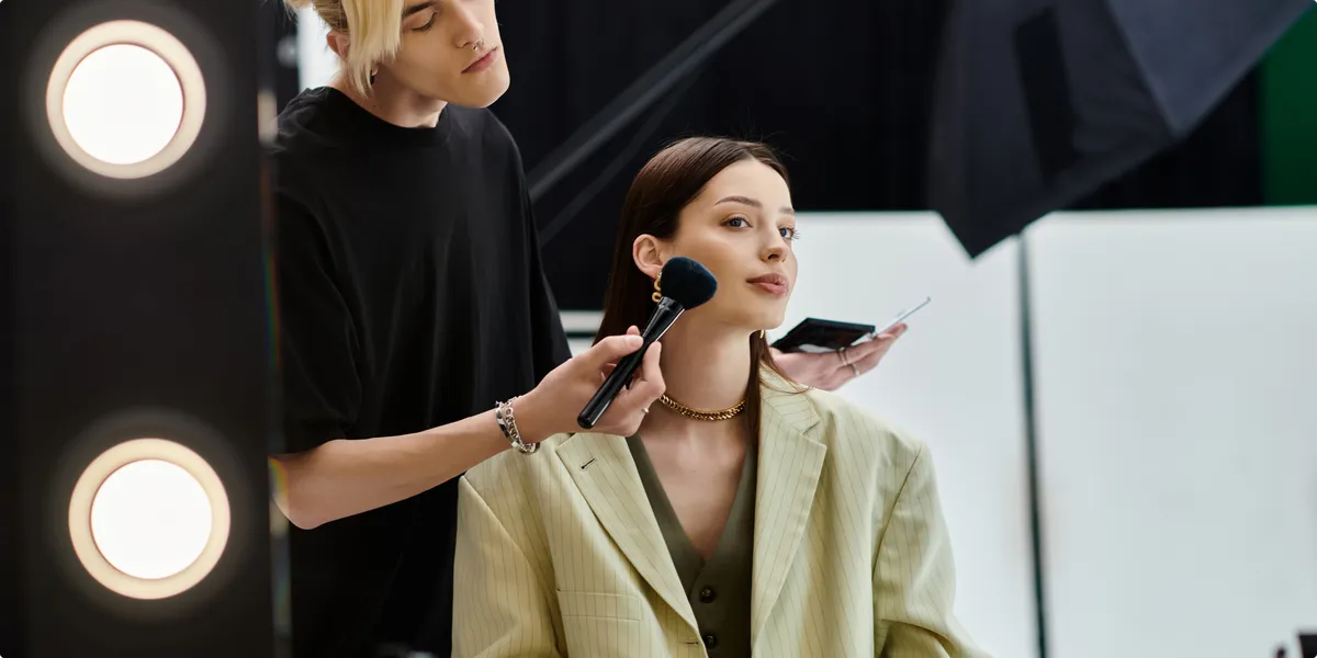 Makeup & Contouring: A Beginner's Guide