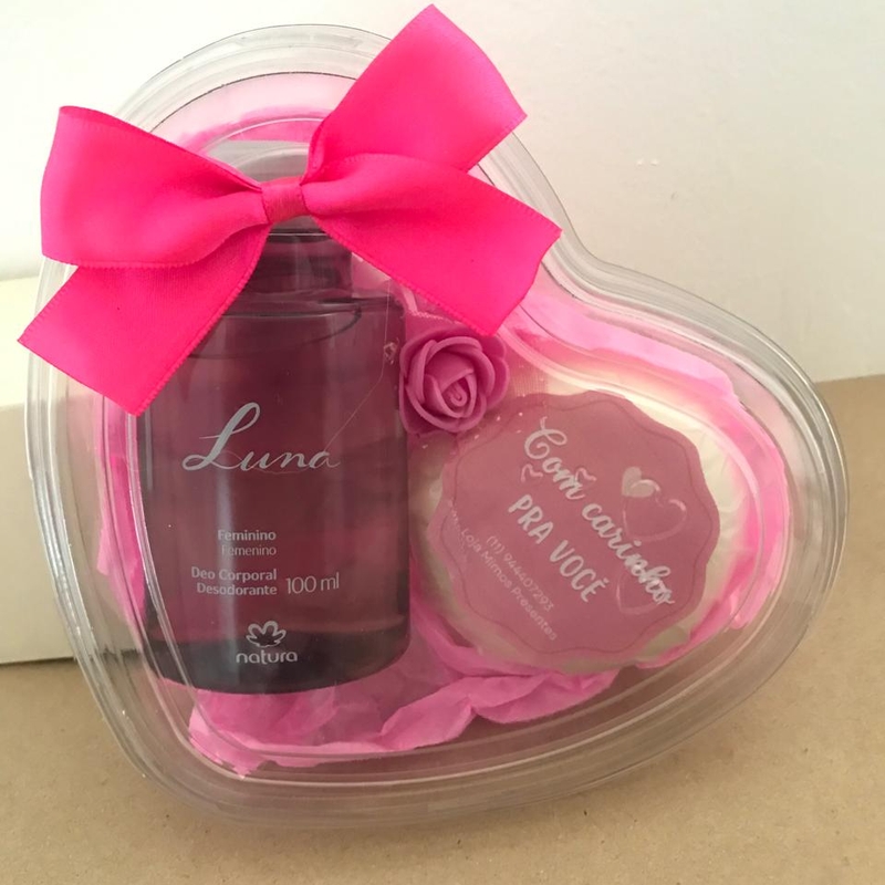 Presente: refil desodorante Luna 100 ml + 01 sabonete Chá de Camomila e Lavanda 90g