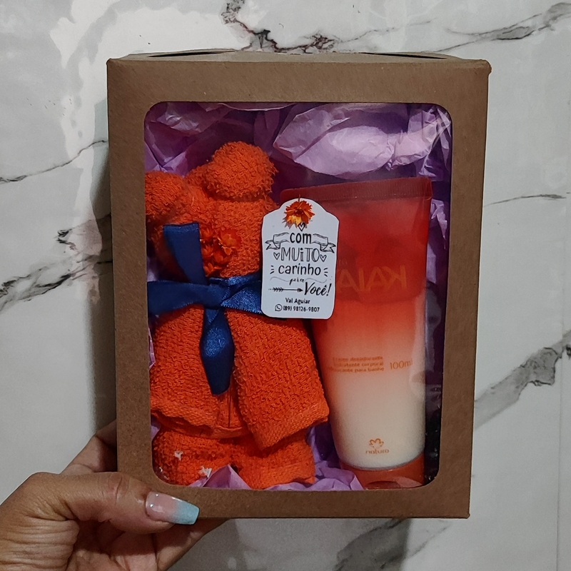 Presente Toalhinha De Rosto + Hidratante Kaiak