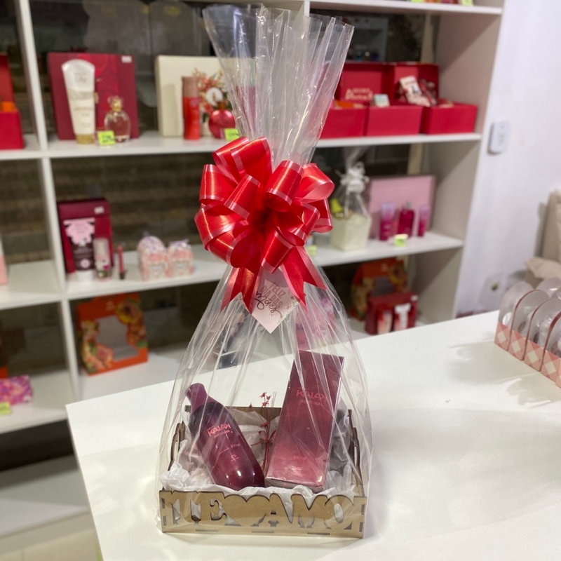 Cesta Kaiak Aventura Feminino Perfume e Body Splash