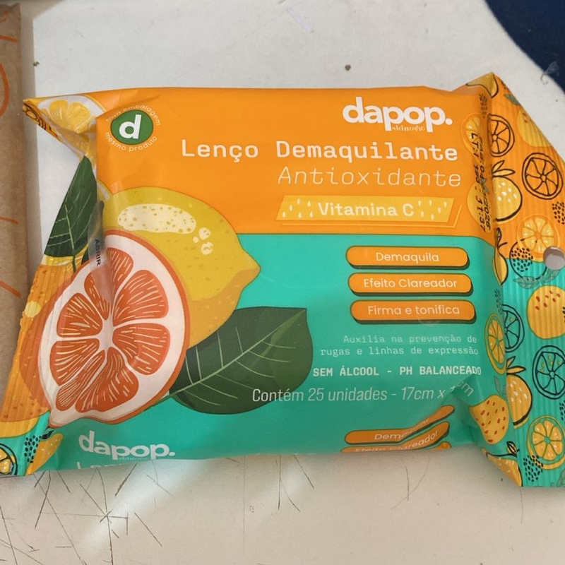 LENÇO DEMAQ VIT C