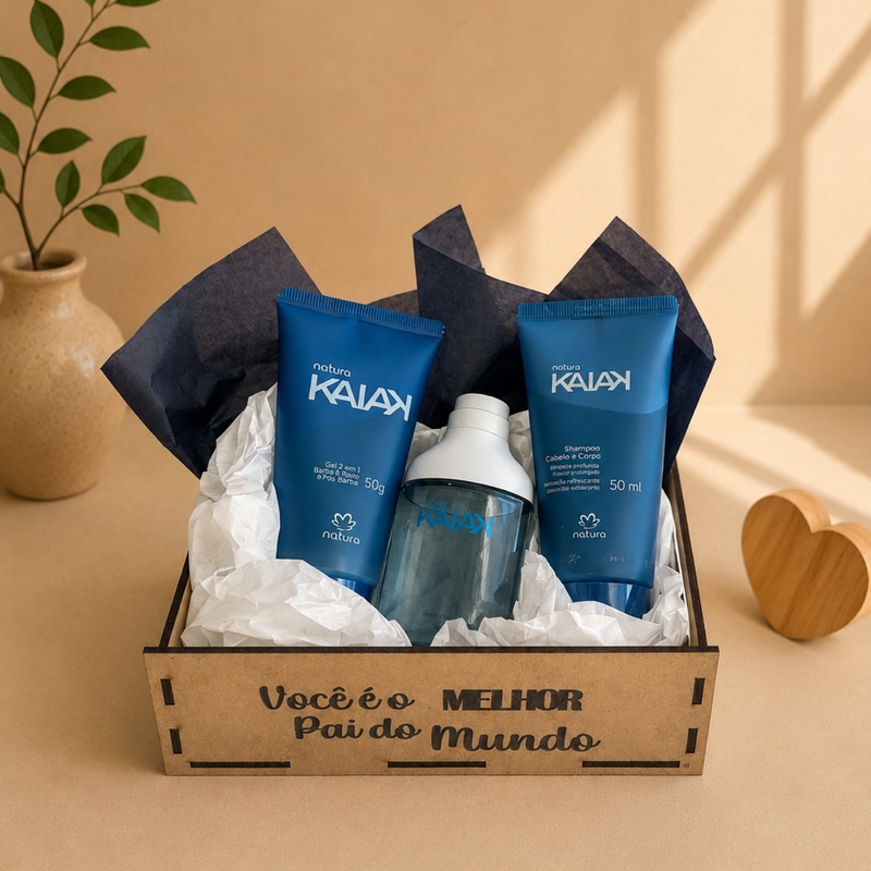 Kit Miniaturas Kaiak Tradicional (Perfume, Shampoo Cabelo e Corpo e Gel Para Barbear e Pós Barba)