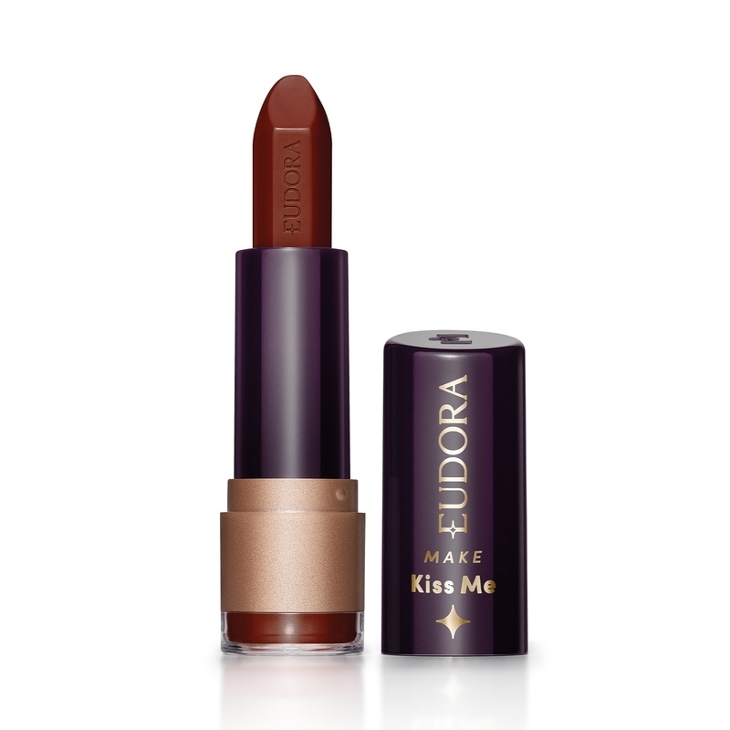 Batom Hidratante Marrom Desfile Eudora Make Kiss Me 3,7g