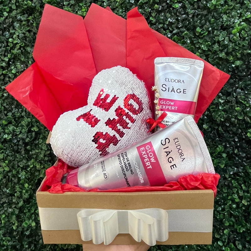 Presente Box Siàge (Shampoo e Condicionador Siàge Glow Expert + Pelúcia Coração Te Amo)