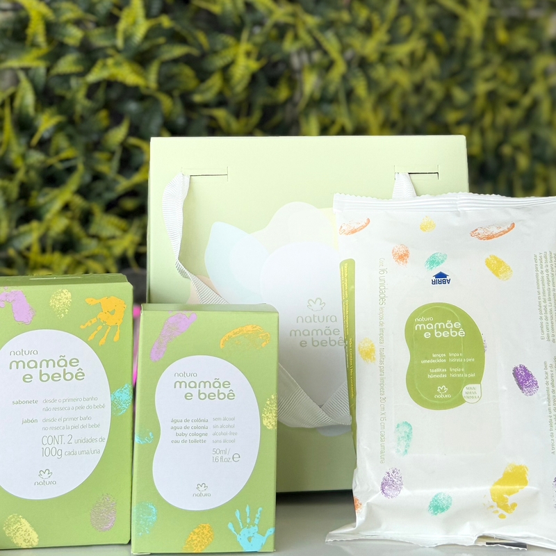 Kit Presente Mamãe E Bebê, Lenço, Água De Colônia 50 Ml, Sabonete Em Barra