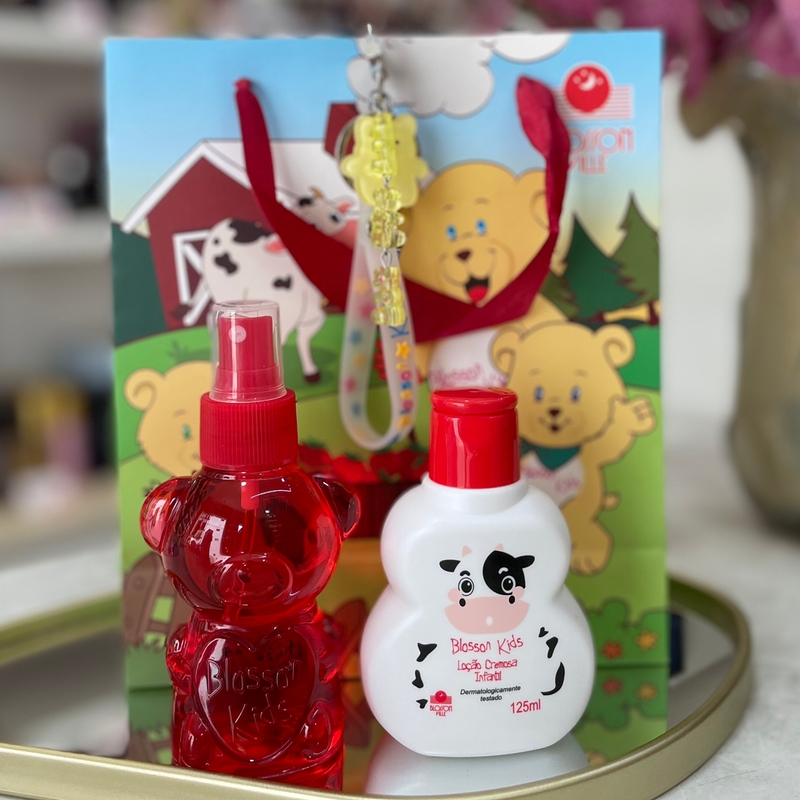 Presente Blosson Kids: Colonia 120ml + Hidratante 125ml + chaveiro