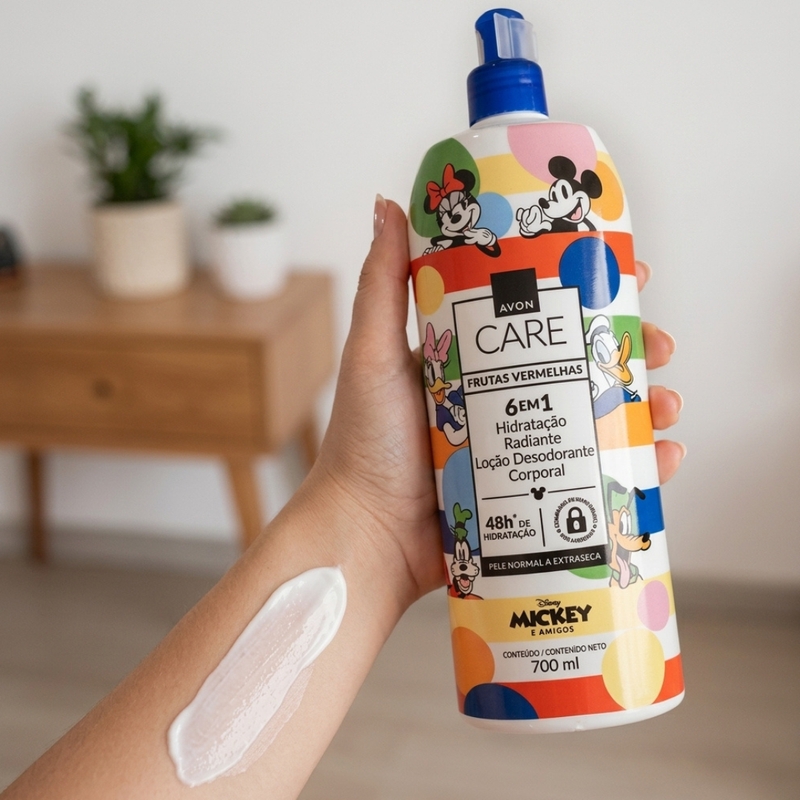 HIDRATANTE CORPORAL AVON CARE FRUTAS VERMELHAS MICKEY FRIENDS 700ml - foto 2