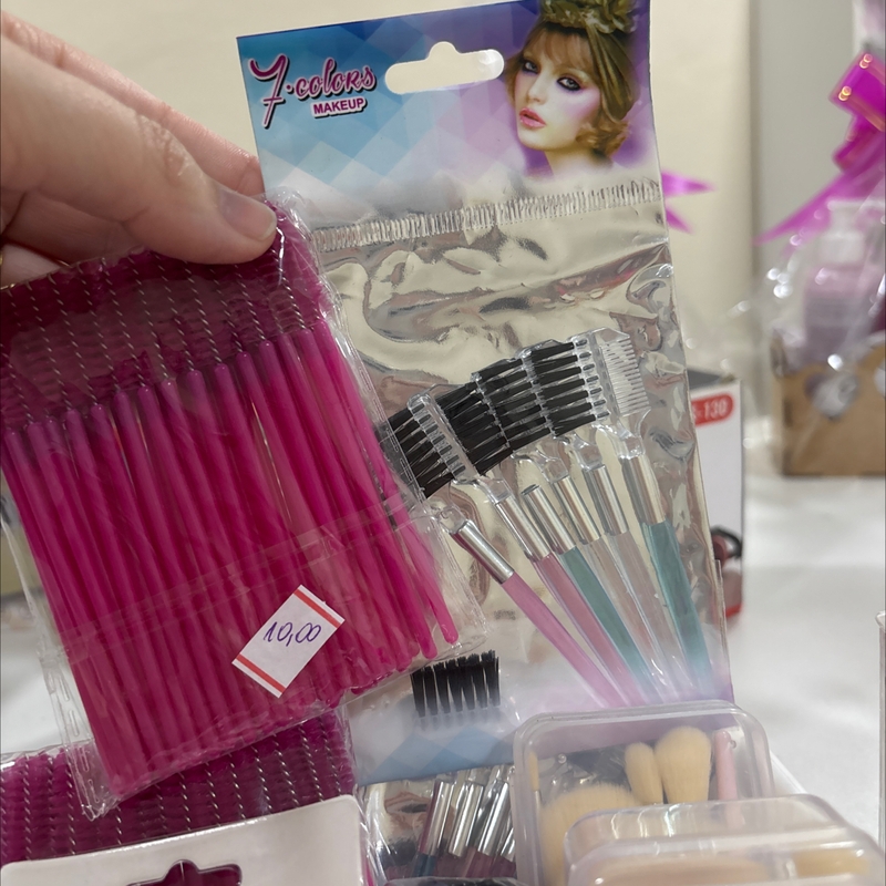 Kit Pincel Pequeno Escovinha Rosa/Pincel Pente