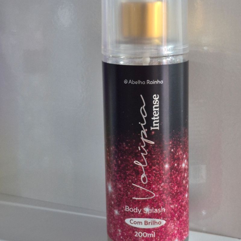 Body Splash Volúpia Intense com glítter