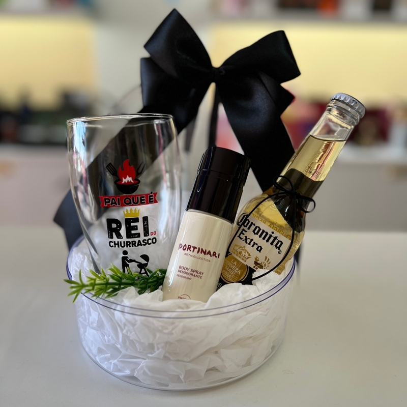 Presente Box Dia Dos Pais Cervejeiro (Copo 580ml, Body Spray Portinari 100ml, Coronita 210ml, Caixa Box Acrílica com Tampa)