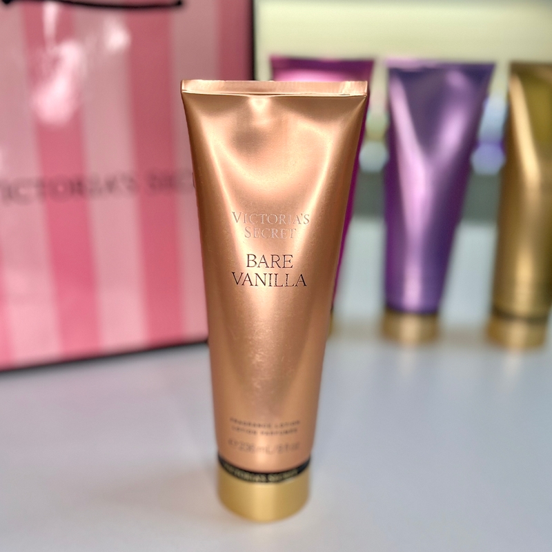 Loção Hidratante Perfumada Bare Vanilla Victoria’s Secret 236ml