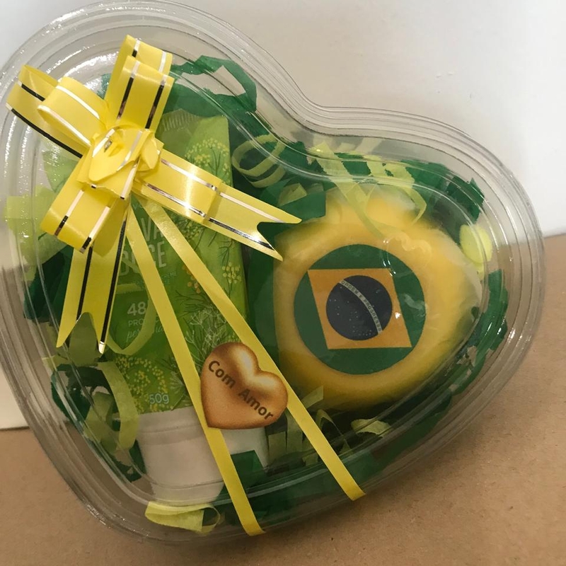 Presente Independência do Brasil 01 creme antitranspirante erva doce 50g + 01 sabonete barra limão siciliano e flor de gardênia 90g