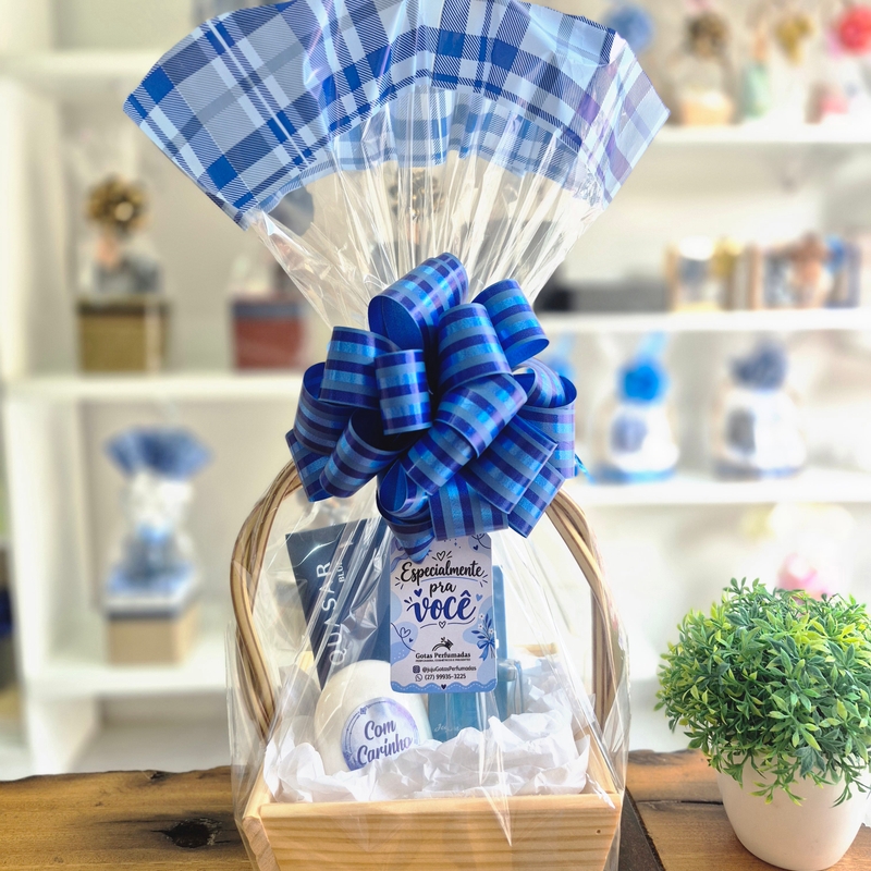 Presente Cesta Colonia Aires, Creme Barbear E Sabonete Barra
