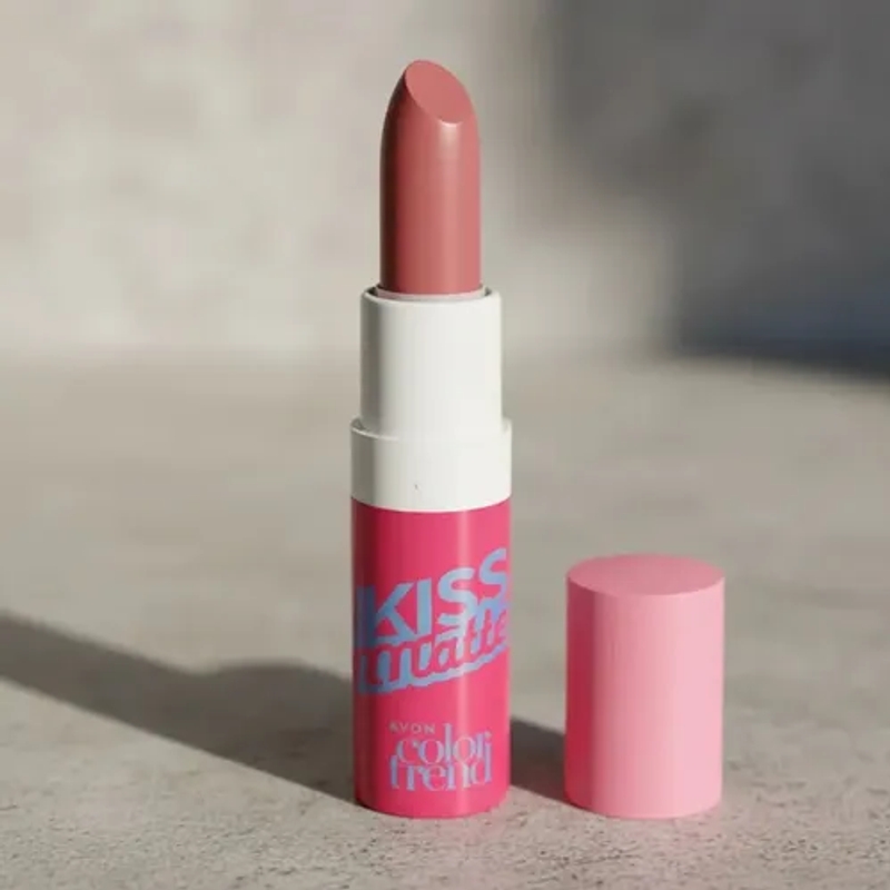 BATOM AVON COLOR TREND KISS MATTE NUDE COOL 3,6G - foto 3