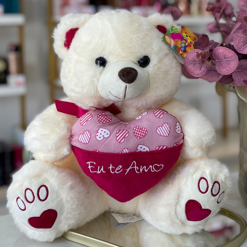 Urso Pelúcia Coração Bolsinha 33cn