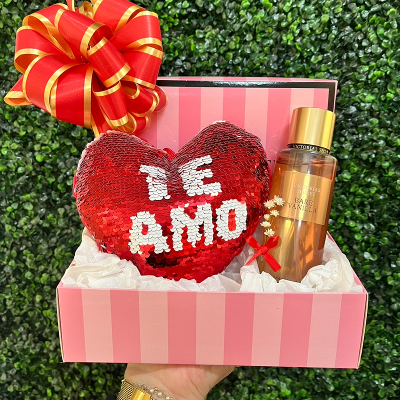 Presente Kit Body Splash VS Bare Vanilla + Coração Te Amo