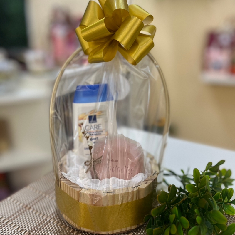 Cesta Avon Care Aveia E Extrato De Baunilha + Sabonete Natura