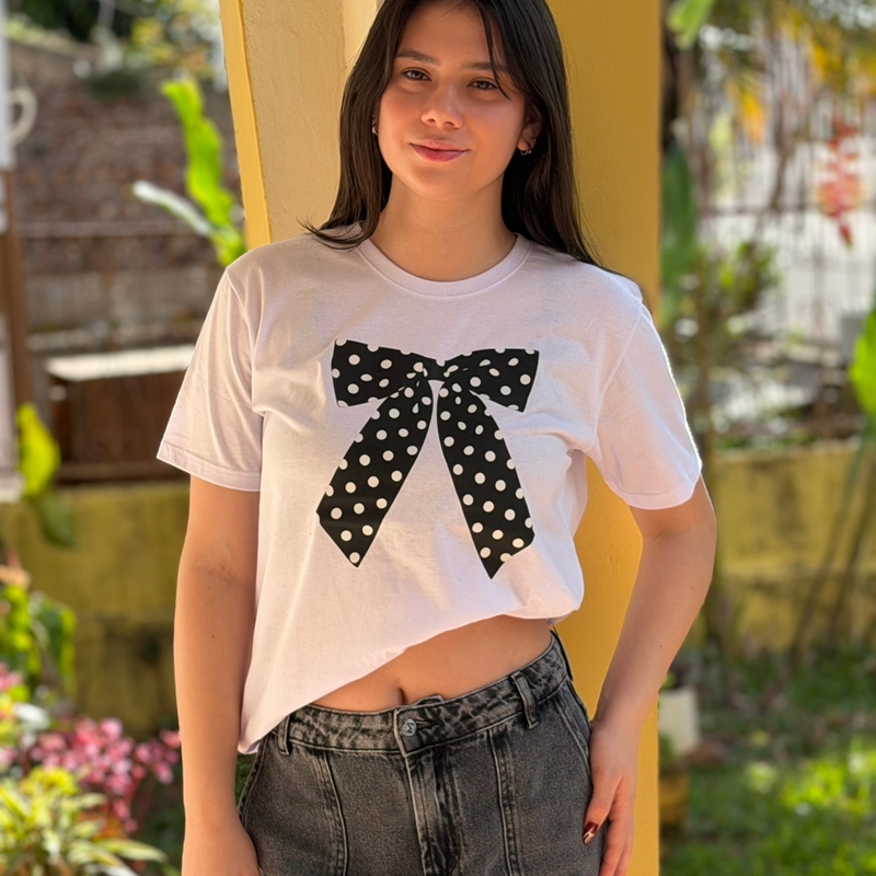 T-shirt Laço Poá Branca