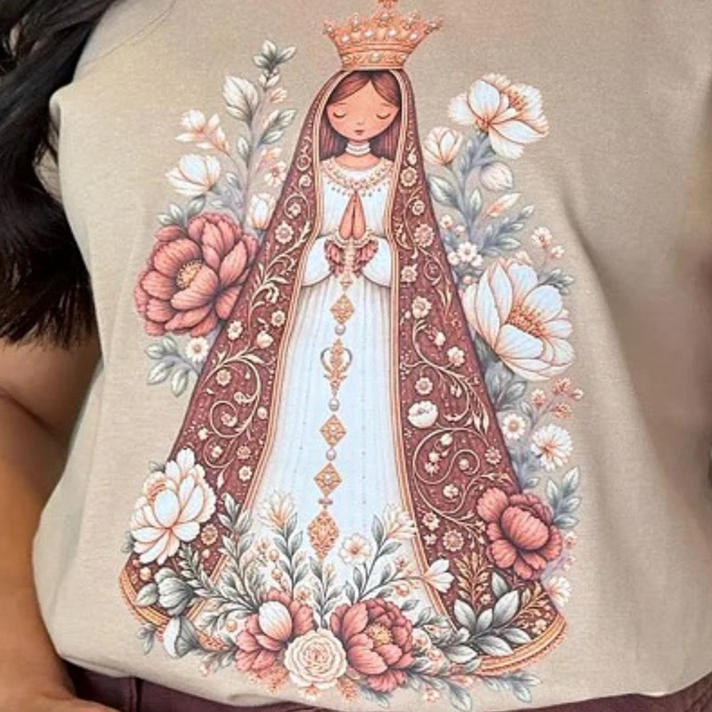 T-SHIRT DTF NOSSA SENHORA MARROM - BEGE DUNAS TAMANHO: M