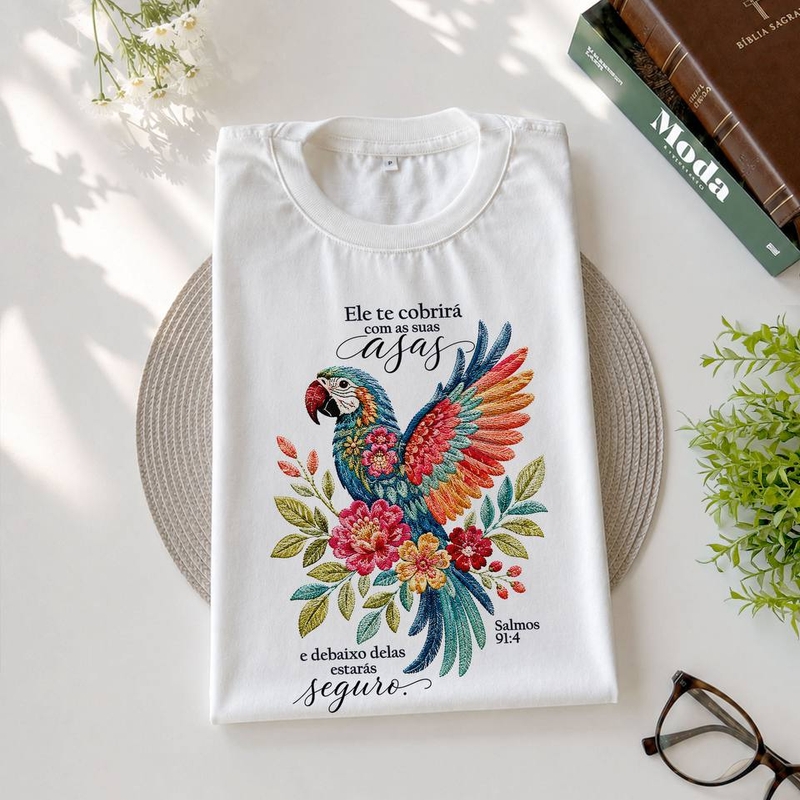TSHIRT FEMININA -ARARA SUAS ASAS-COR MARFIM TAM M, G