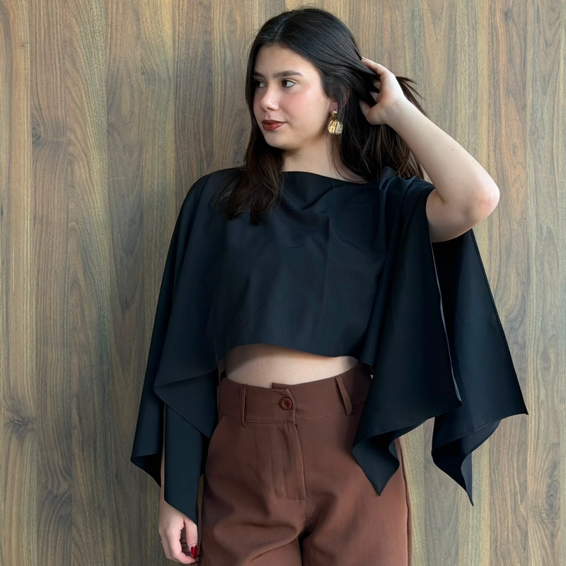 Blusa Bata Ísis Preta